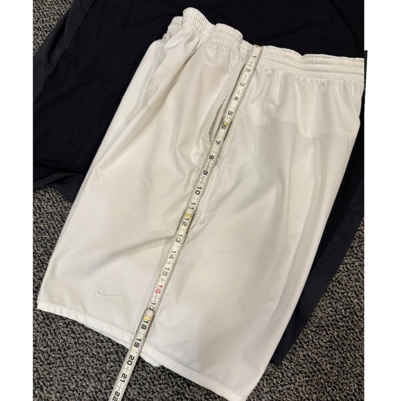 Nike Training Apparel Bundle 2 Shorts + 1 Tee - Picture 3 of 9